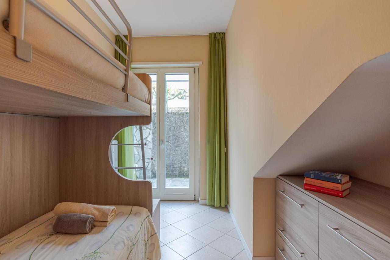Lake Como Apartment With Balcony And Private Parking Ossuccio Екстериор снимка