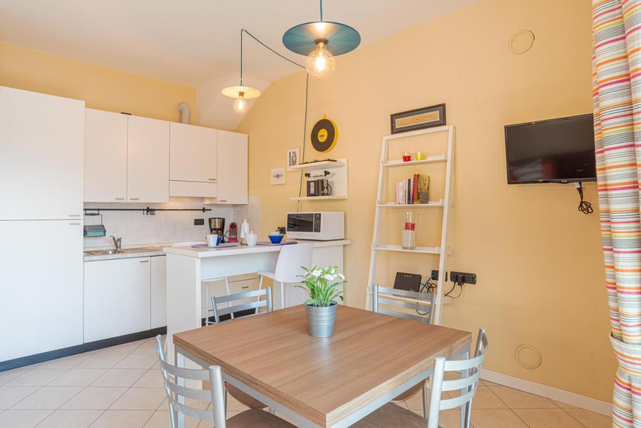Lake Como Apartment With Balcony And Private Parking Ossuccio Екстериор снимка